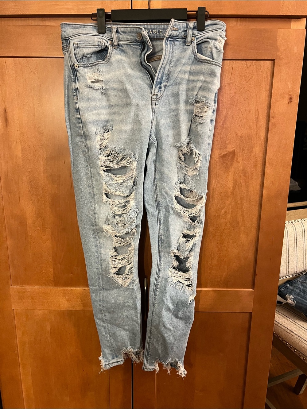 American Eagle Outfitters Light Wash Ripped Skinny Jeans